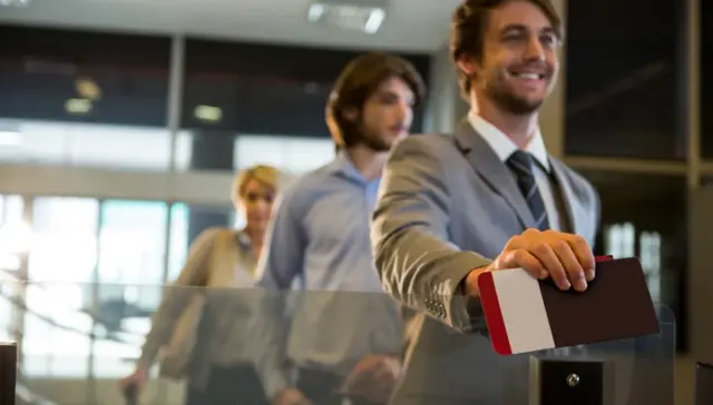 EB-5 Yatırımcı Vizesi mi, Trump Gold Card mı? Farkları